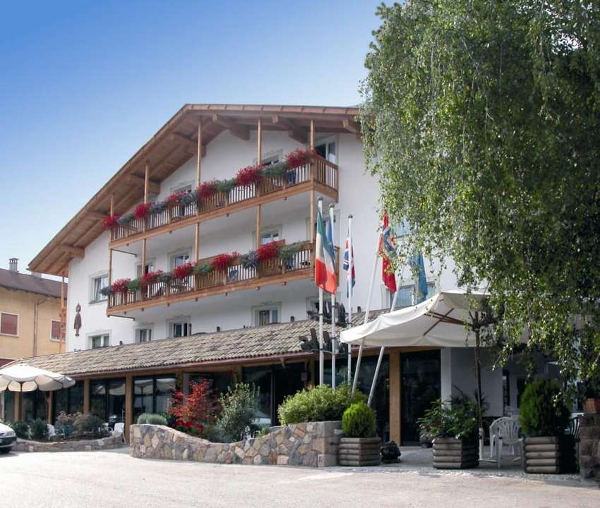 Vacanța Elevilor – Val di Sole 13.02.2027 – 20.02.2027 Vacanța Elevilor – Val di Sole 13.02.2027 – 20.02.2027